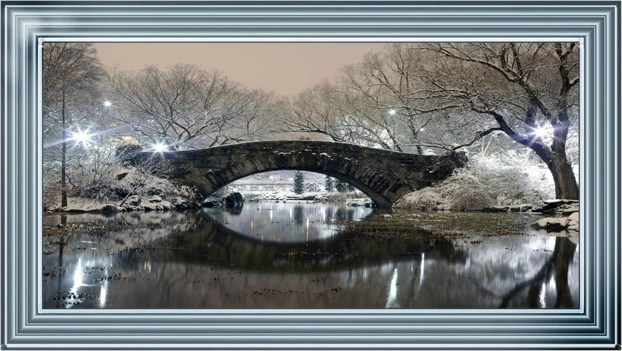 New York Gapstow Bridge In Winter - Framed Picture