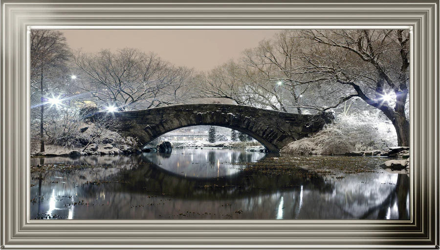 New York Gapstow Bridge In Winter - Framed Picture