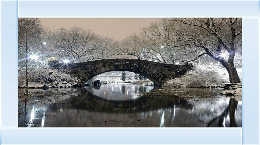 New York Gapstow Bridge In Winter - Framed Picture