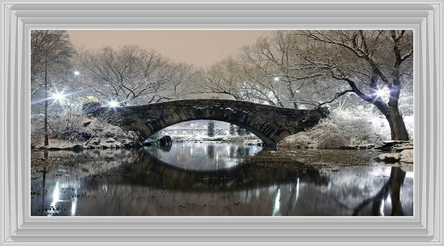 New York Gapstow Bridge In Winter - Framed Picture